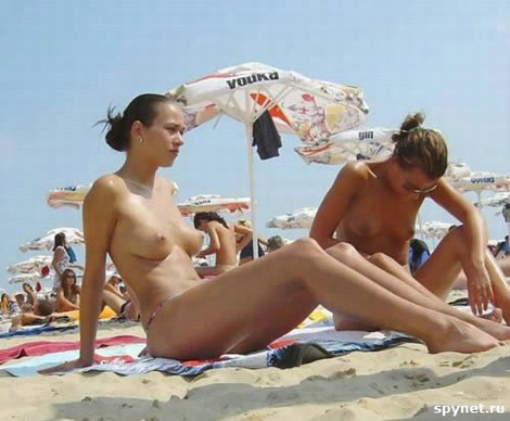 topless merginos 11