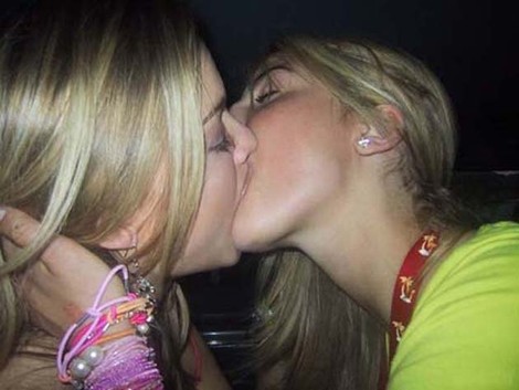 lesbietes 29